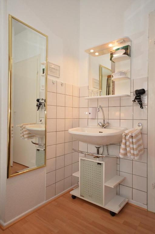 Hotel Bolts Am Park Bremen Bilik gambar